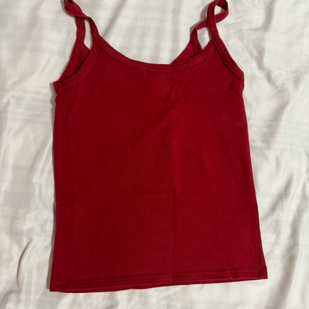 Red t-shirt - Picture 2 of 3